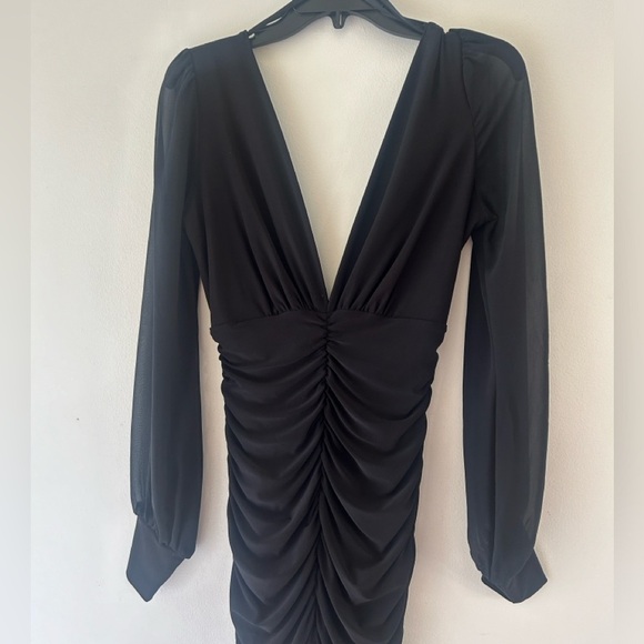 Windsor Black Ruched Long Sleeve Dress - Picture 2 of 13